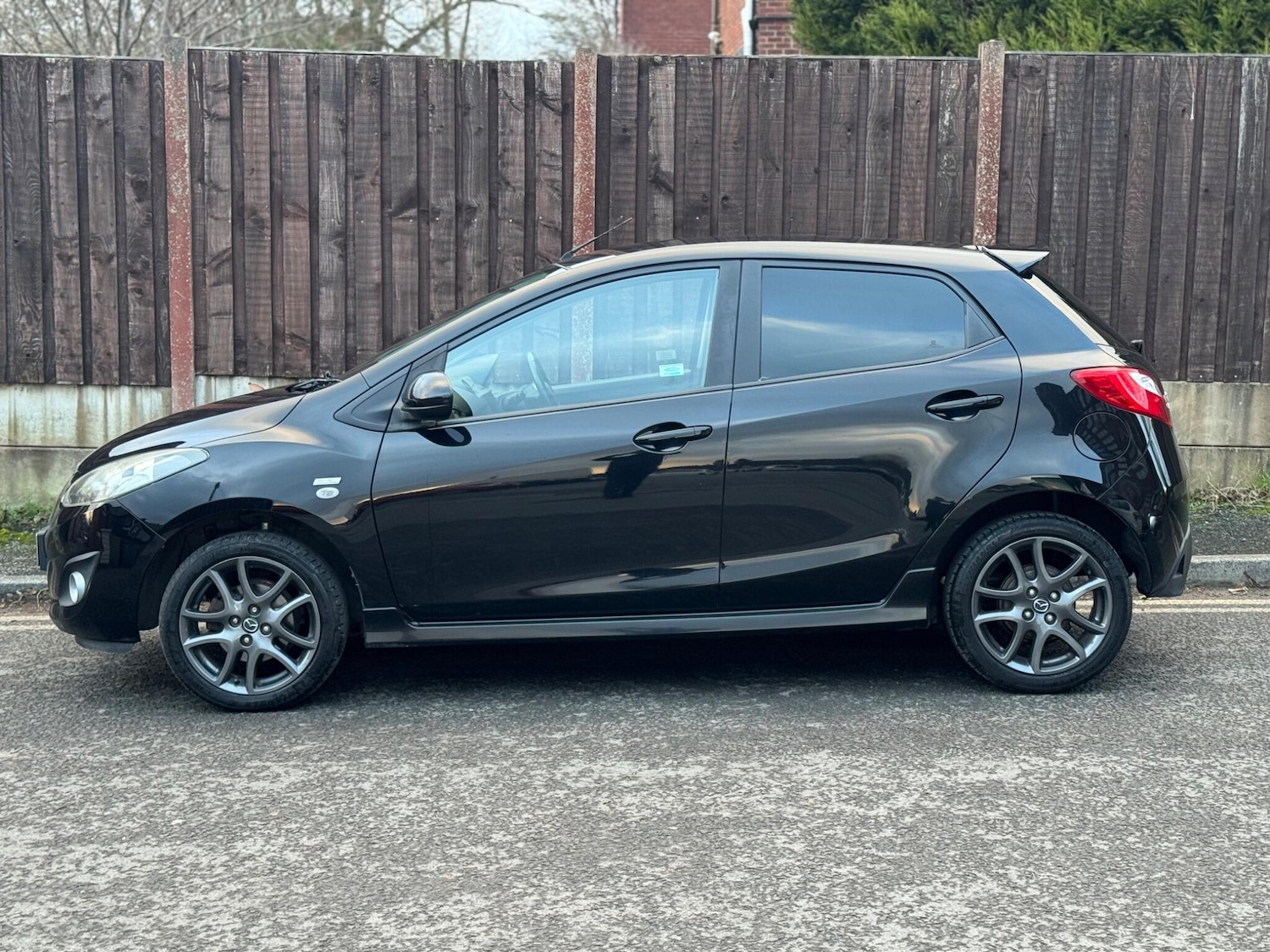 Used Mazda Mazda2 2012 for sale - 77439896: Photo 5