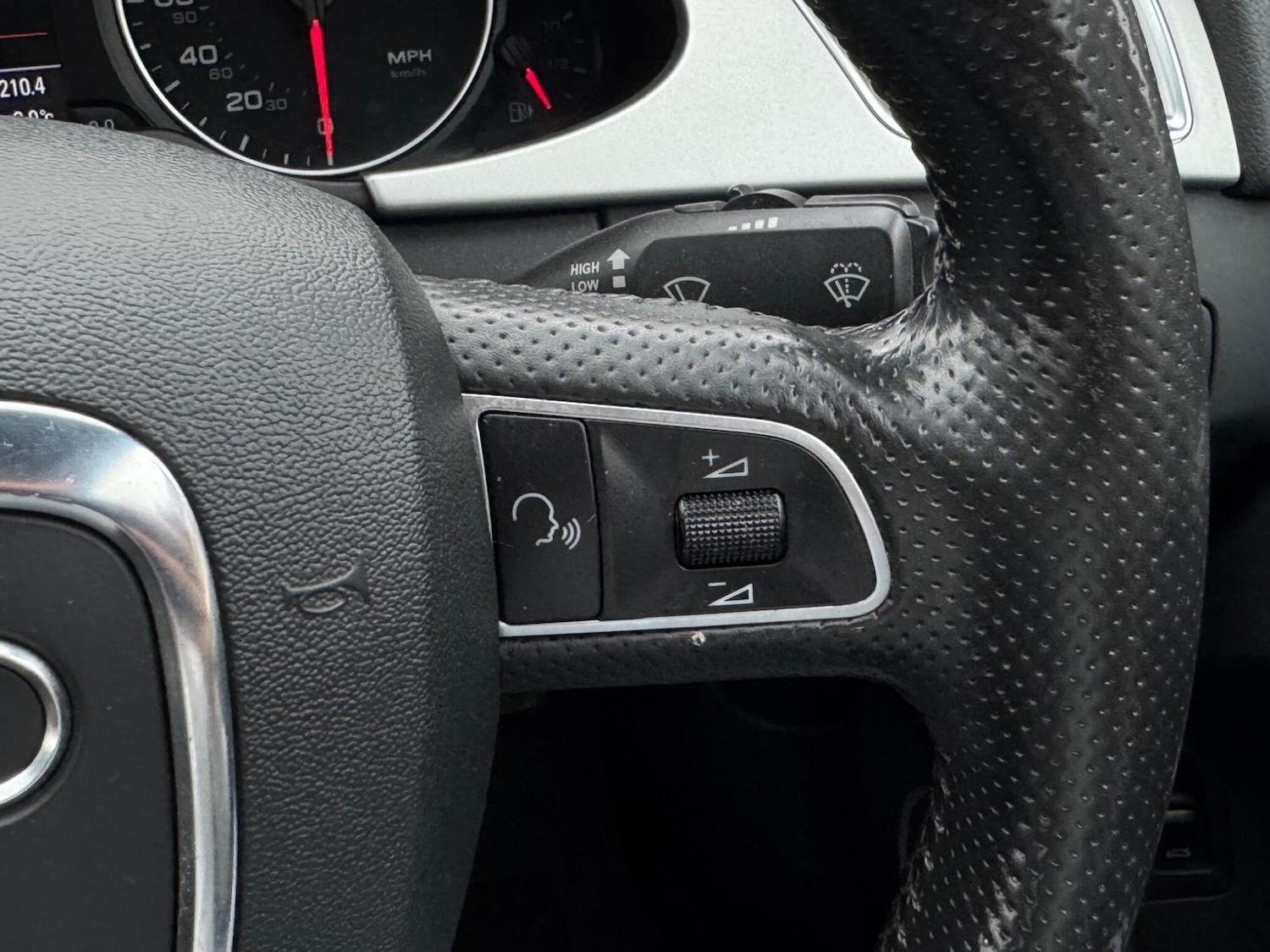 Used Audi A4 2011 for sale - 77426153: Photo 37