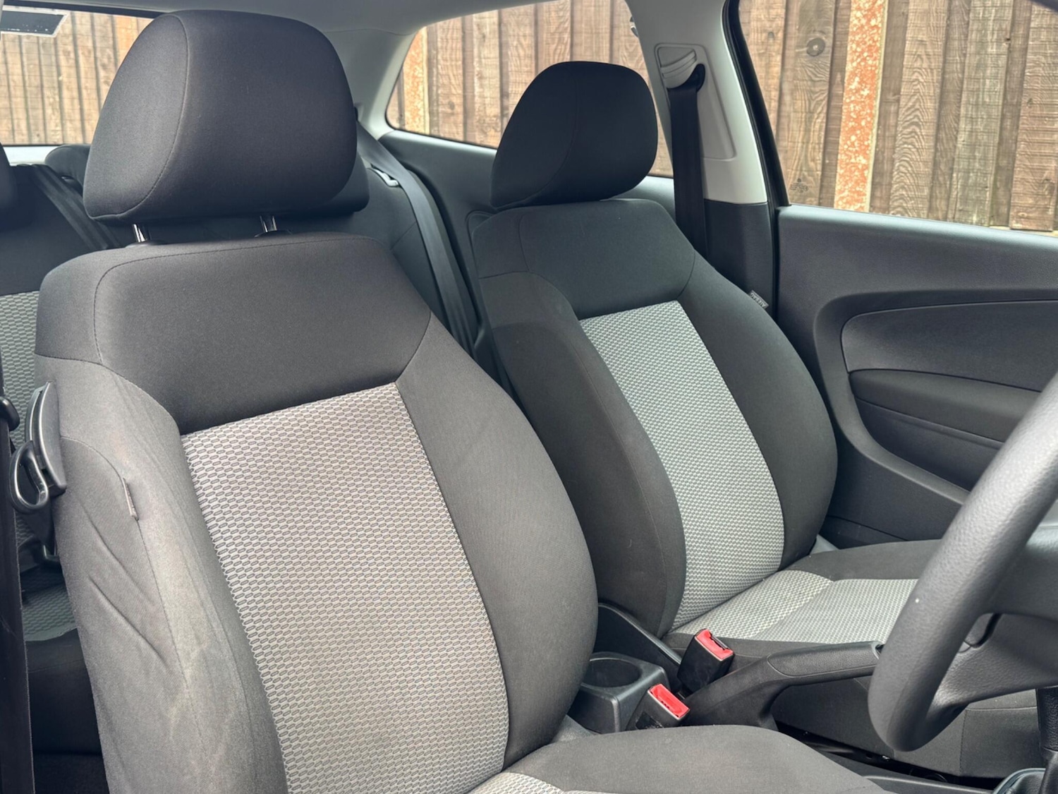 Used Volkswagen Polo 2012 for sale - 77769053: Photo 15