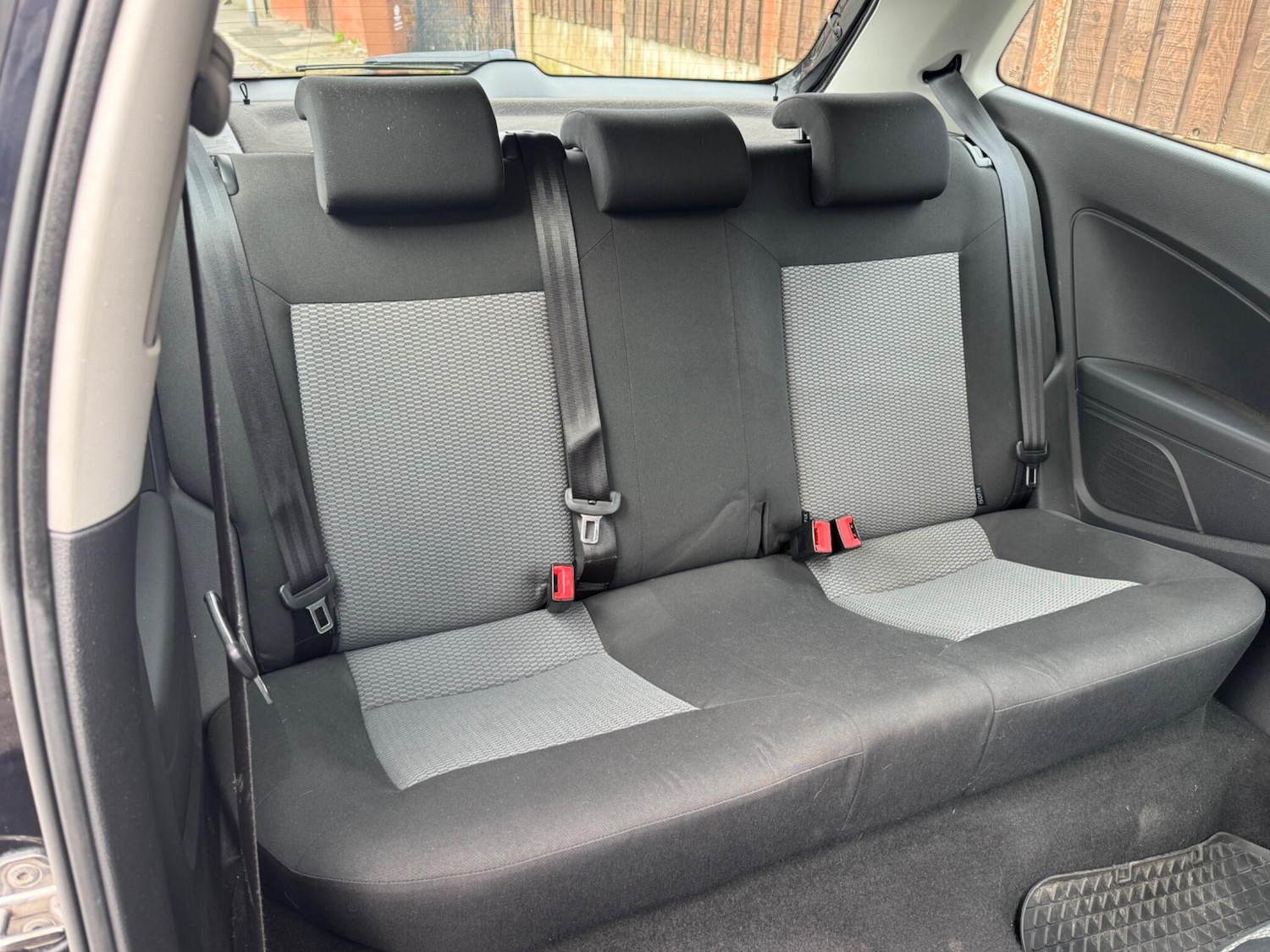 Used Volkswagen Polo 2012 for sale - 77769053: Photo 17