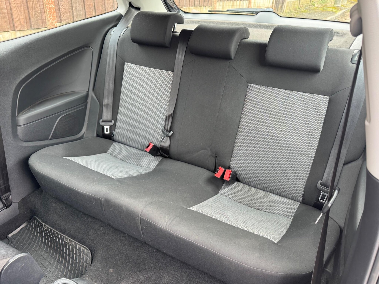 Used Volkswagen Polo 2012 for sale - 77769053: Photo 24