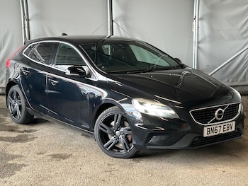 Used Volvo V40 2017 for sale - 78830379: Photo