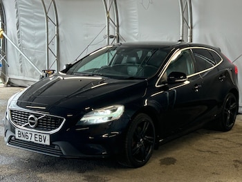 Used Volvo V40 2017 for sale - 78830379: Photo