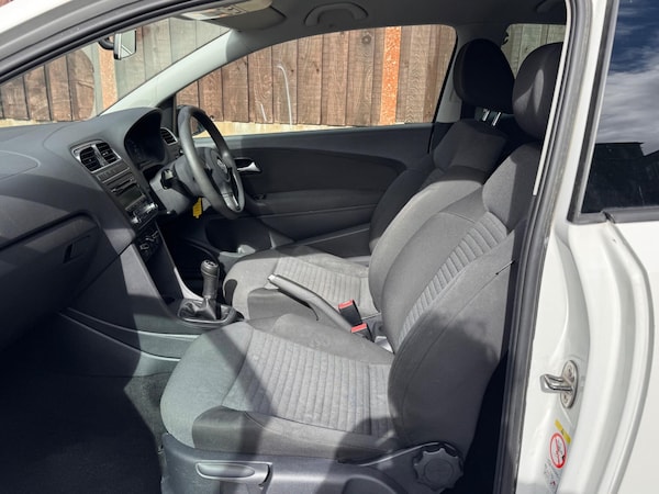 Used Volkswagen Polo 2010 for sale - 75990569: Photo 26