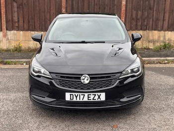 Used Vauxhall Astra 2017 for sale - 76215124: Photo