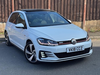 Used Volkswagen Golf 2018 for sale - 78404445: Photo