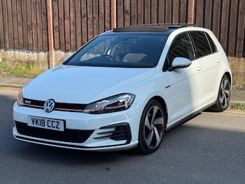 Used Volkswagen Golf 2018 for sale - 78404445: Photo