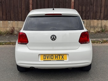 Used Volkswagen Polo 2010 for sale - 75682211: Photo