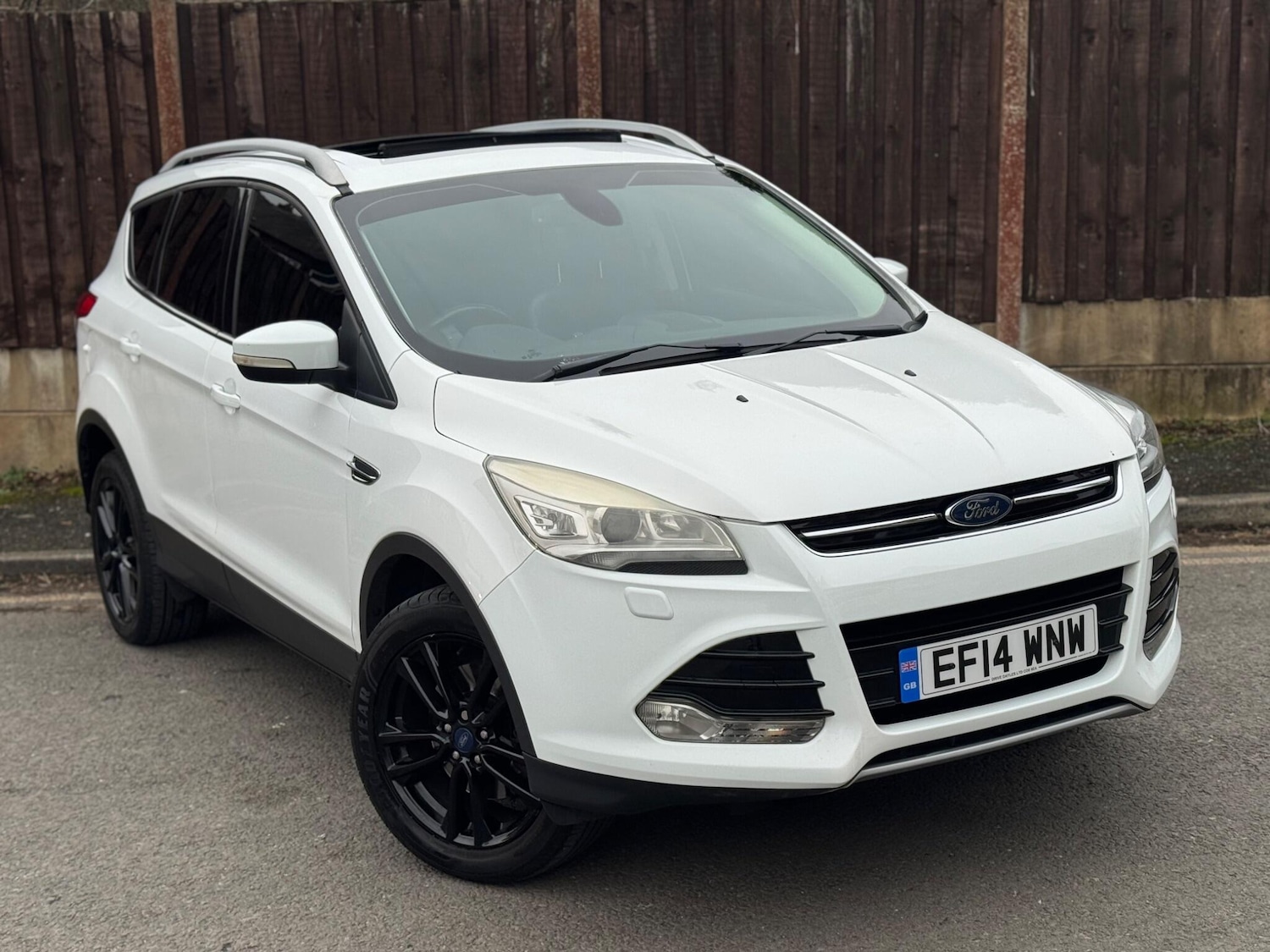 Used Ford Kuga 2014 for sale - 77982429: Photo 1