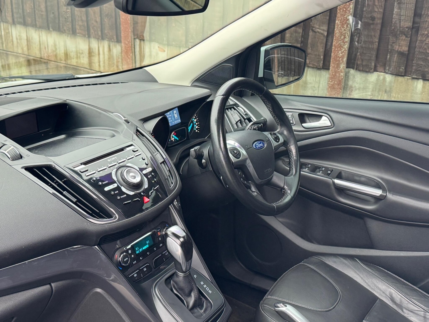 Used Ford Kuga 2014 for sale - 77982429: Photo 32