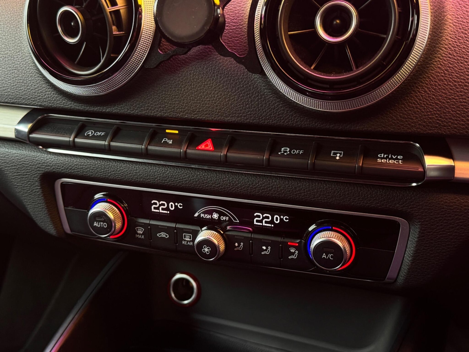 Used Audi A3 2014 for sale - 76270036: Photo 50