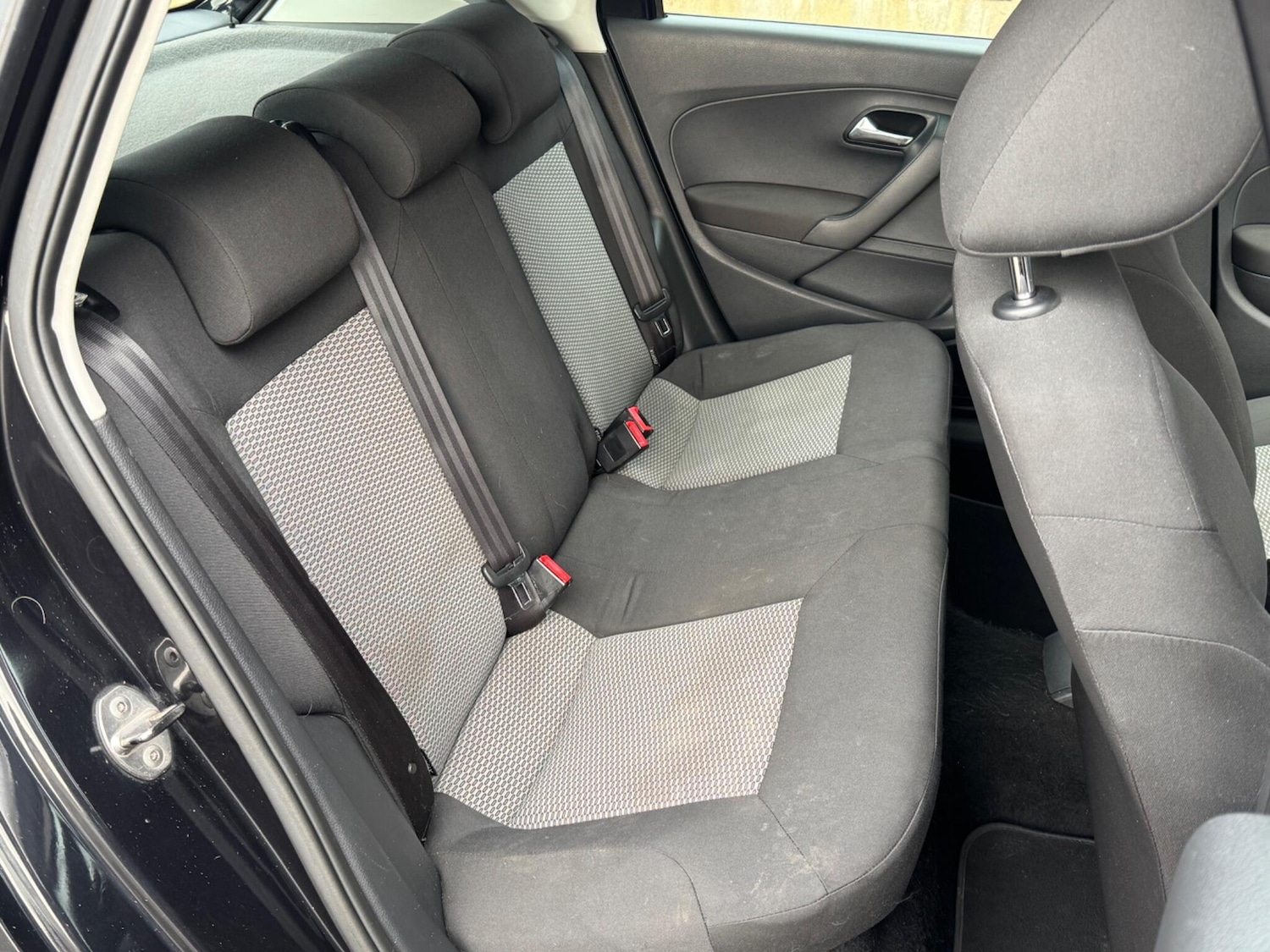 Used Volkswagen Polo 2010 for sale - 76743241: Photo 18