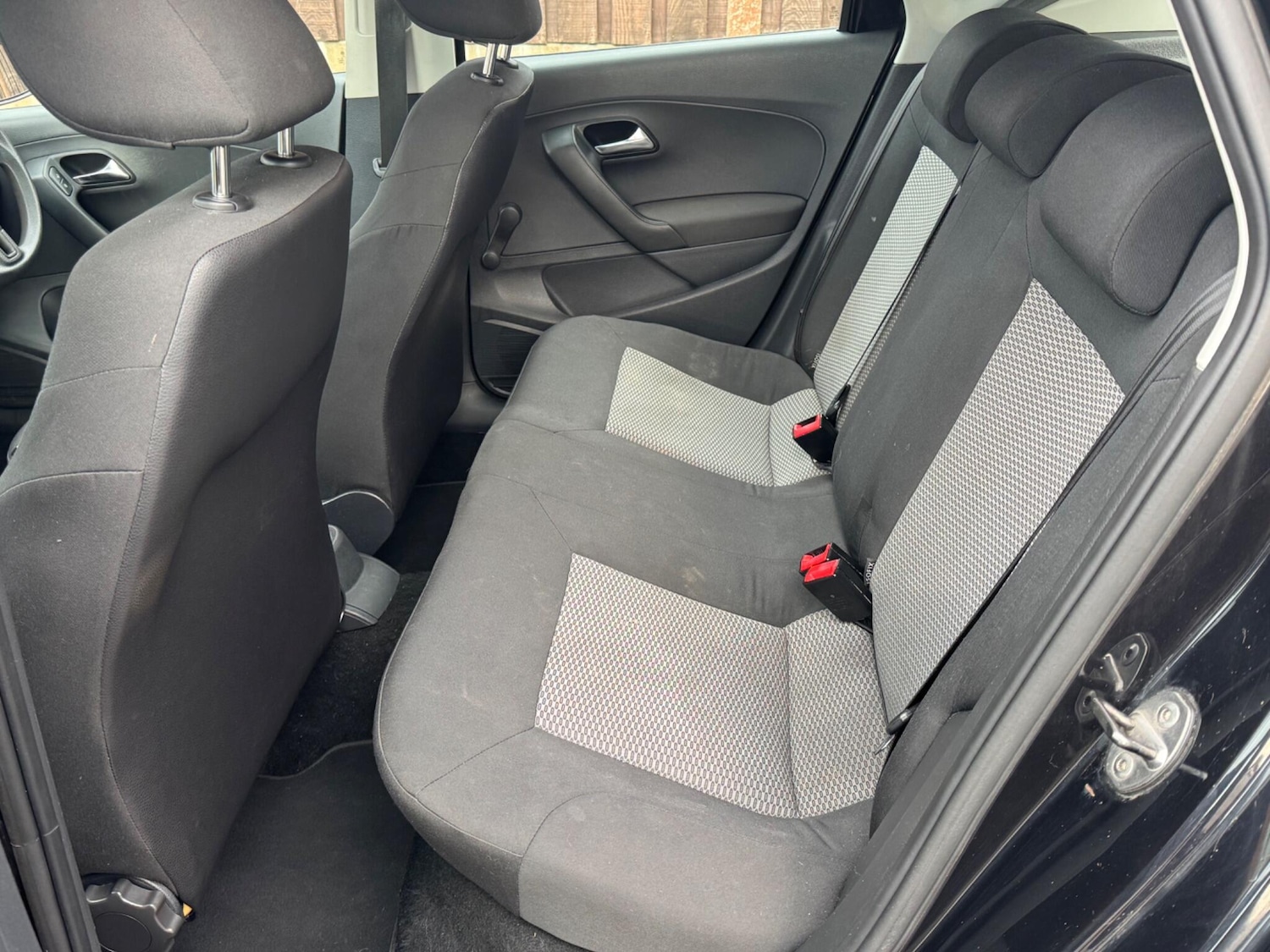 Used Volkswagen Polo 2010 for sale - 76743241: Photo 24