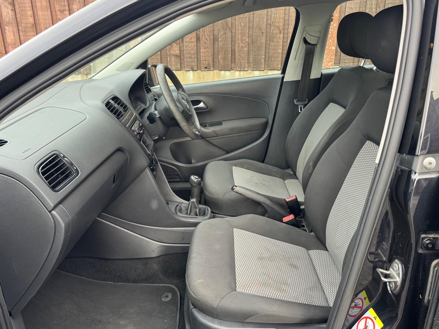 Used Volkswagen Polo 2010 for sale - 76743241: Photo 26