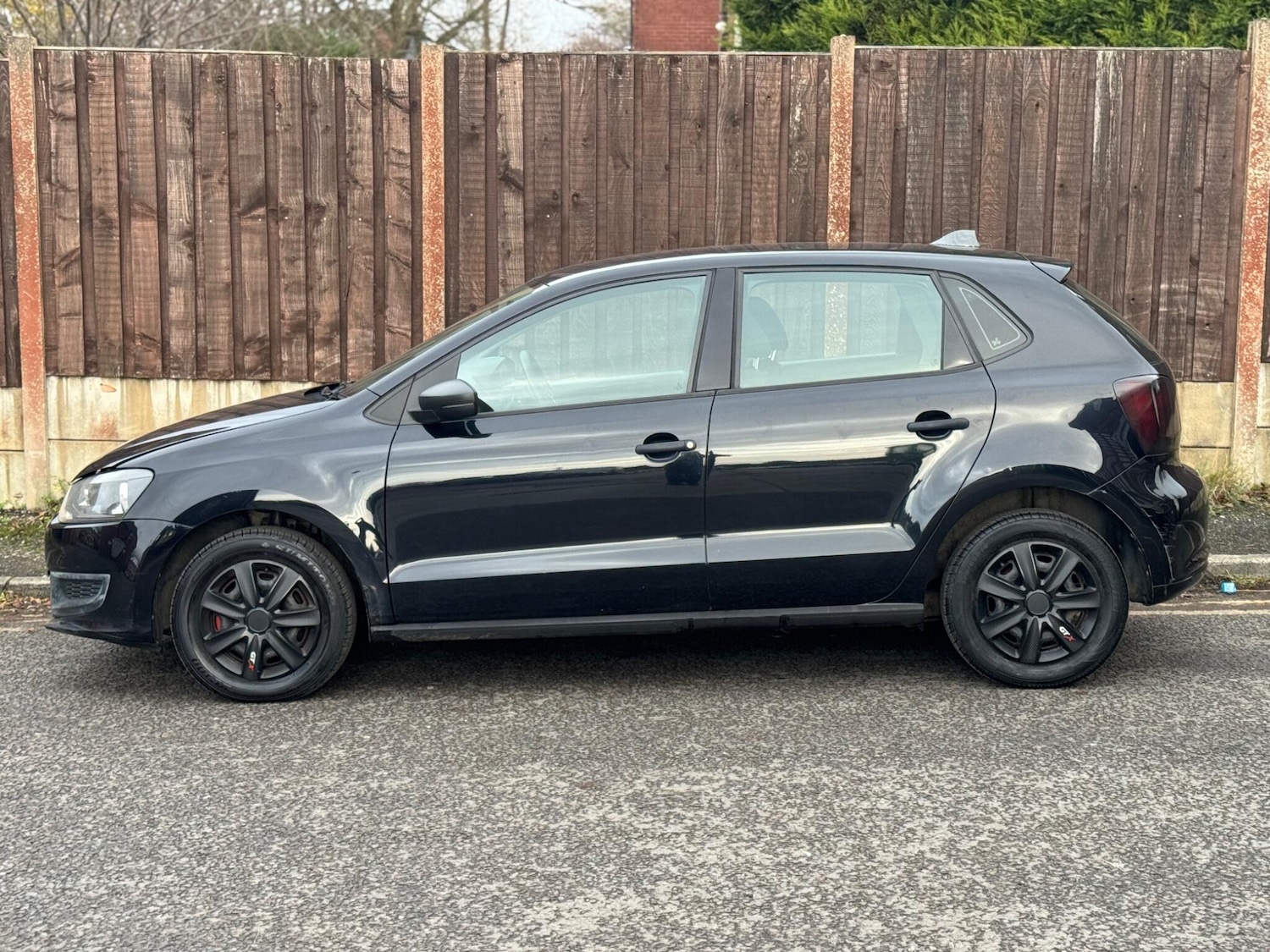 Used Volkswagen Polo 2010 for sale - 76743241: Photo 7