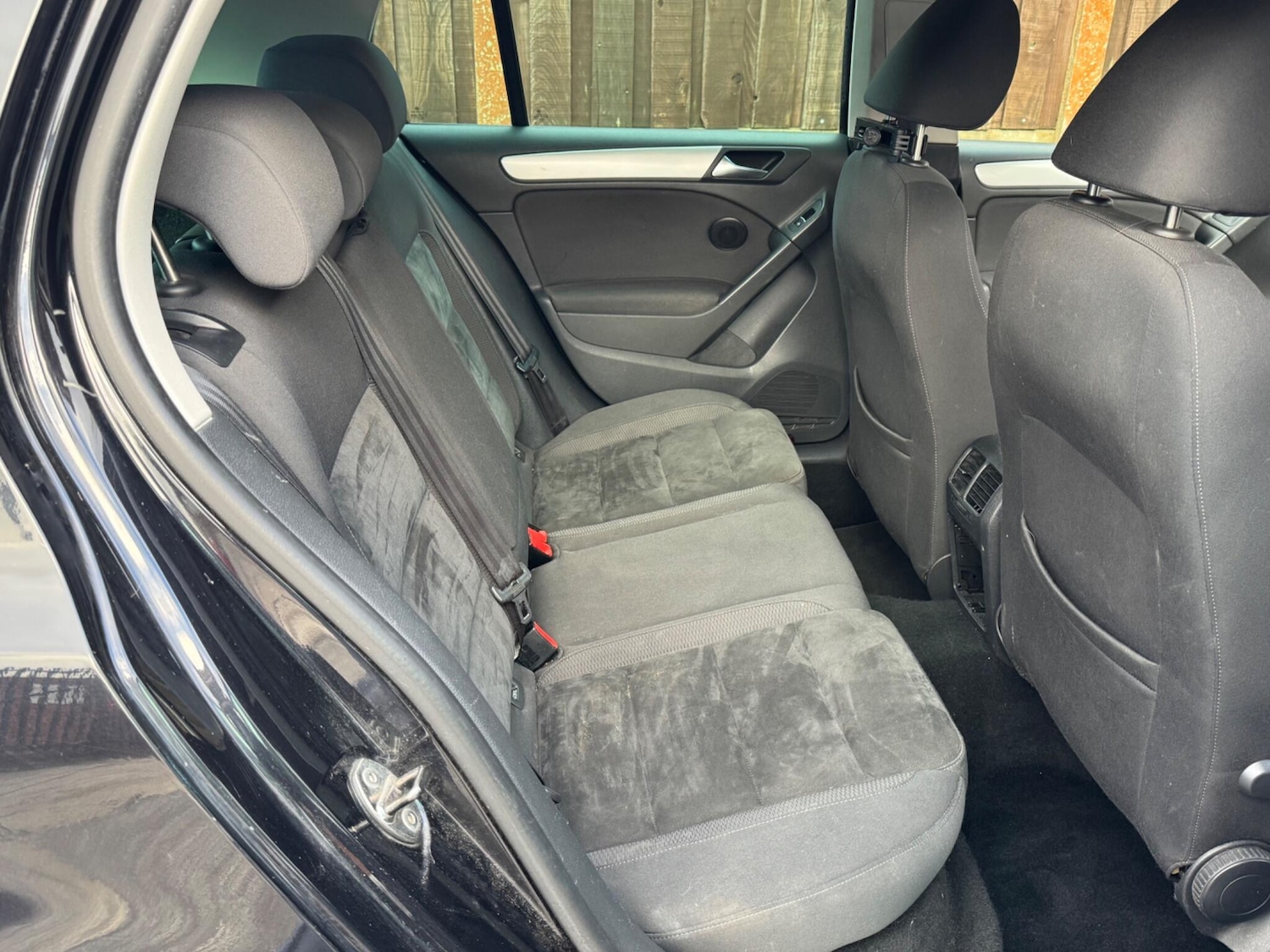 Used Volkswagen Golf 2010 for sale - 77015248: Photo 18