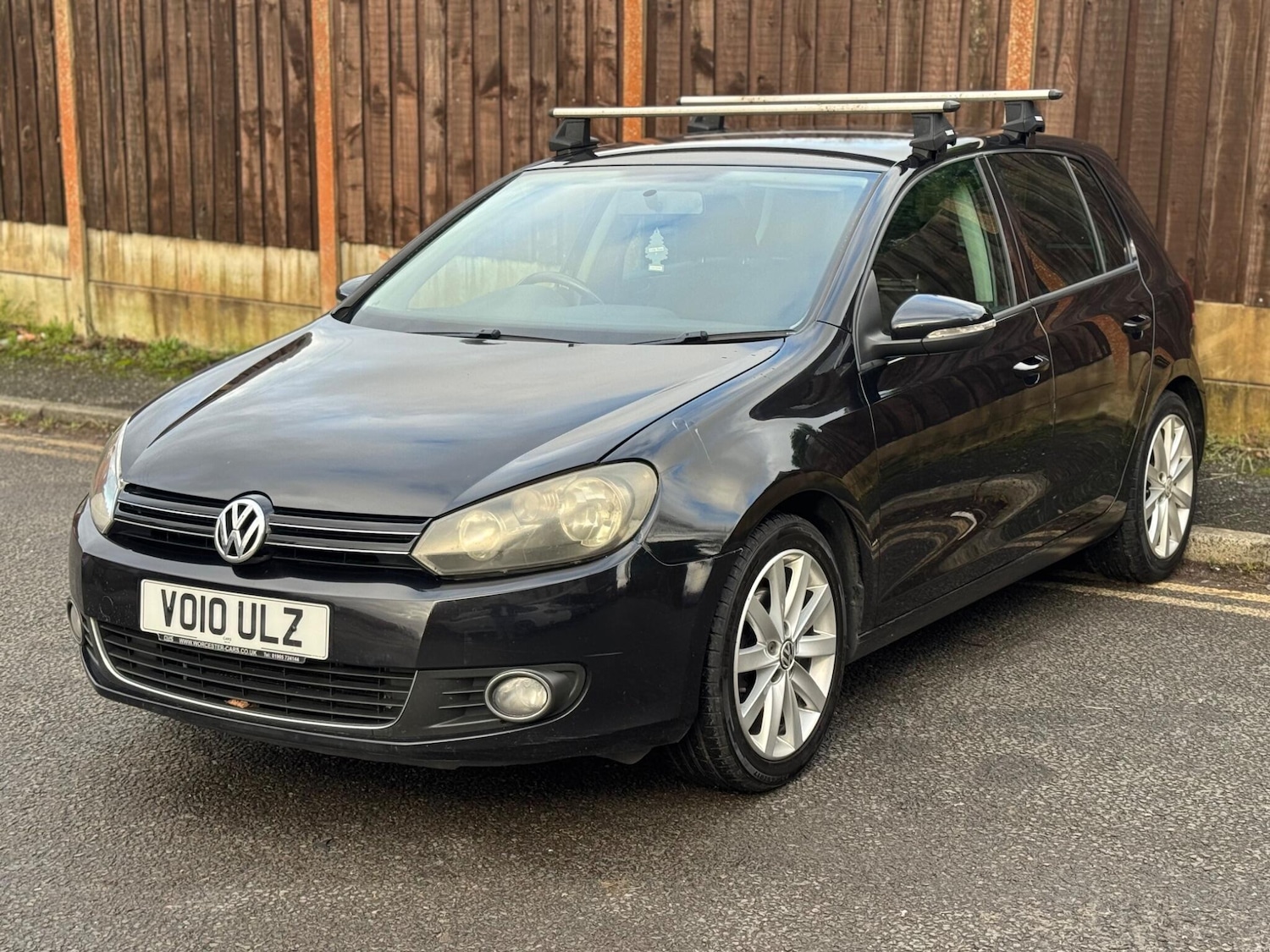 Used Volkswagen Golf 2010 for sale - 77015248: Photo 2