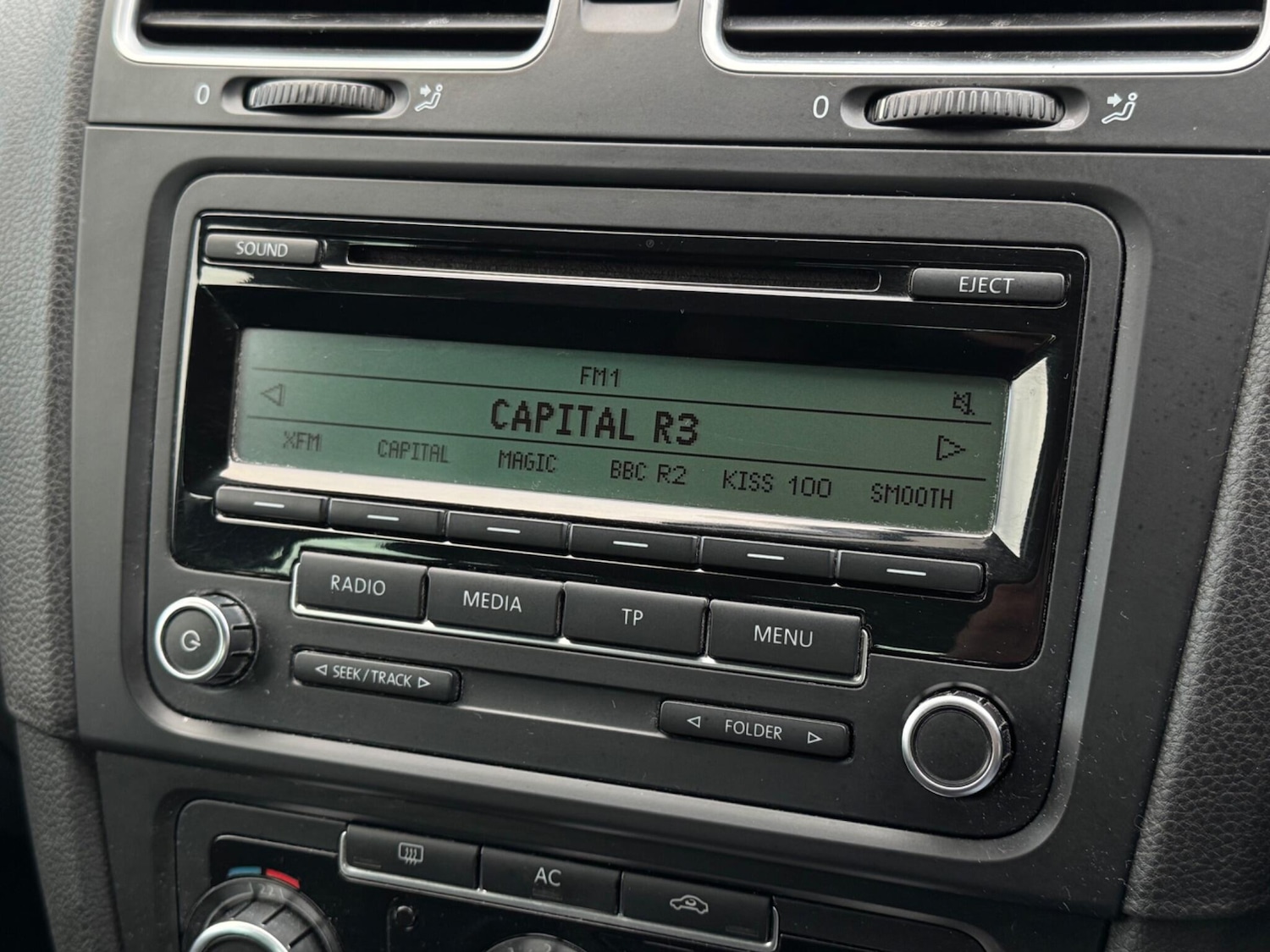 Used Volkswagen Golf 2010 for sale - 77015248: Photo 42