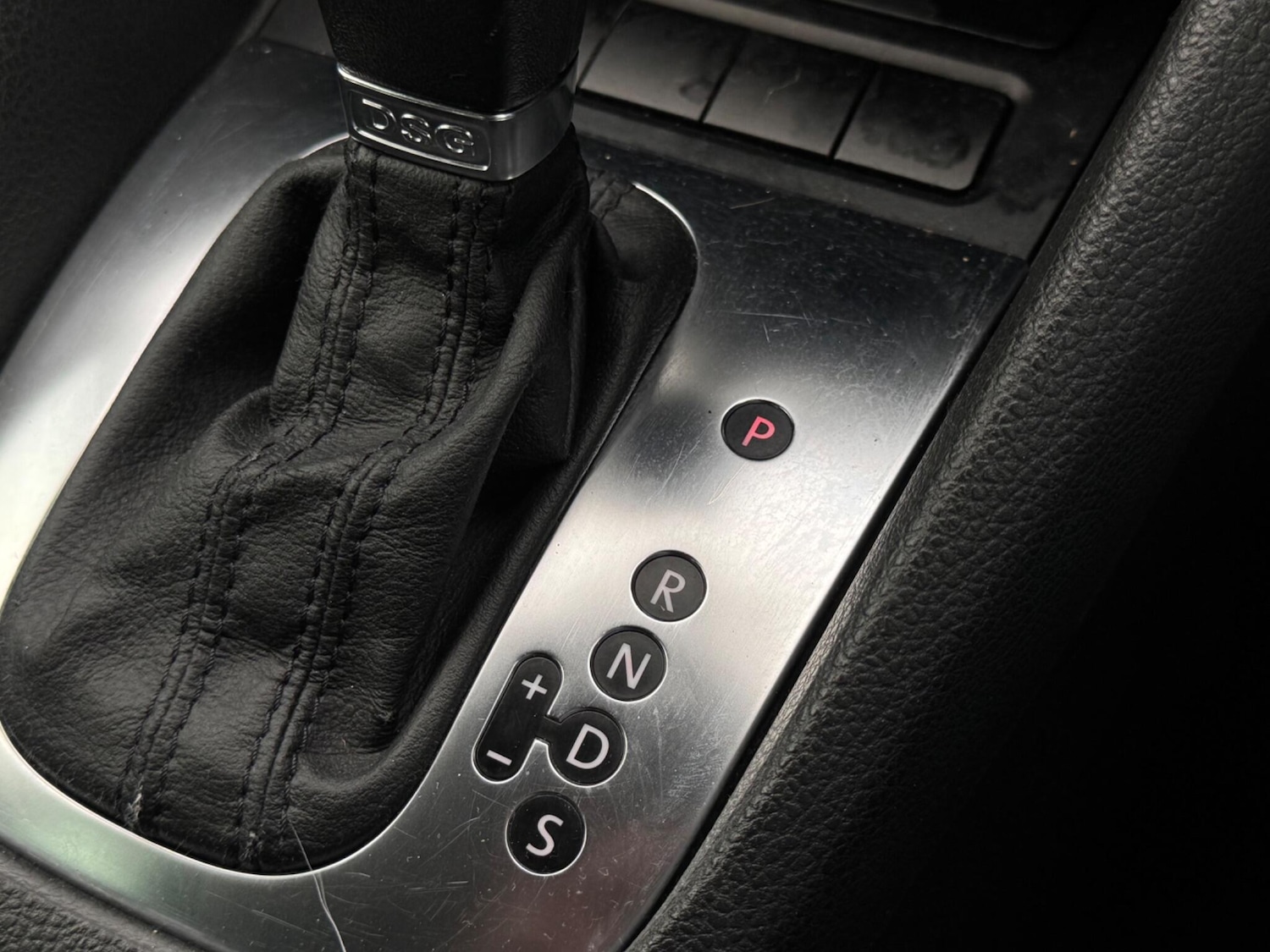 Used Volkswagen Golf 2010 for sale - 77015248: Photo 44