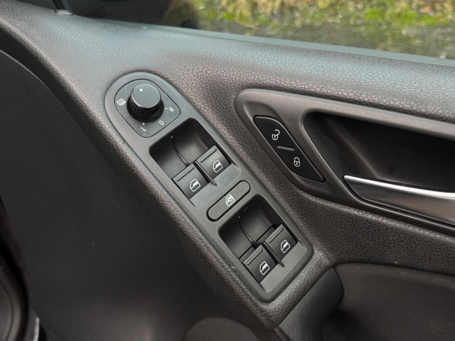 Used Volkswagen Golf 2010 for sale - 77015248: Photo 47