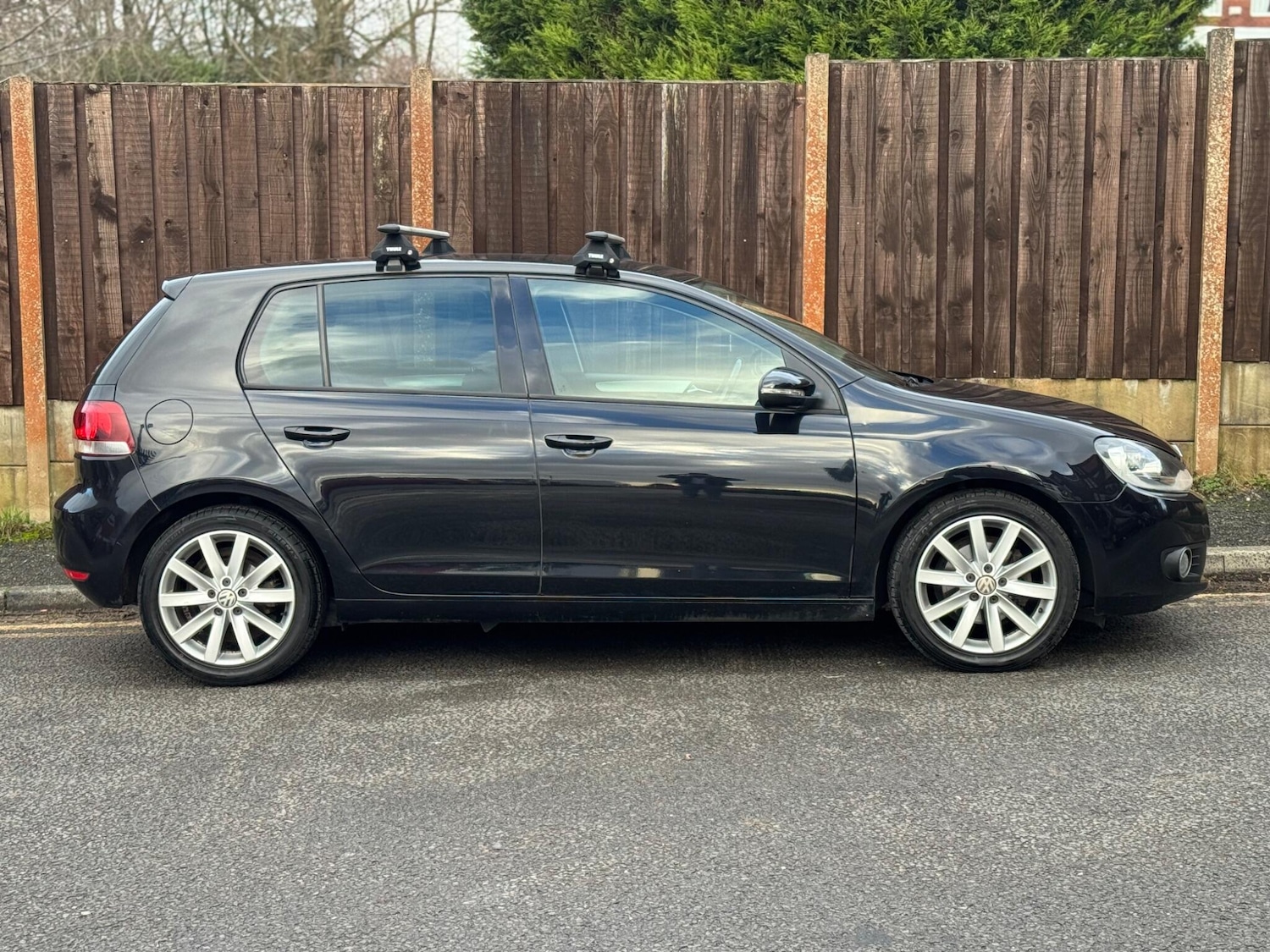 Used Volkswagen Golf 2010 for sale - 77015248: Photo 8