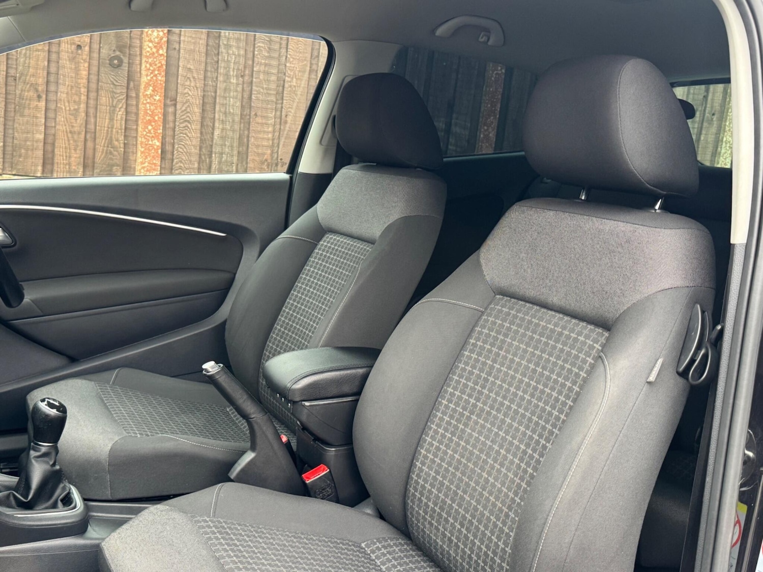 Used Volkswagen Polo 2017 for sale - 77611643: Photo 28