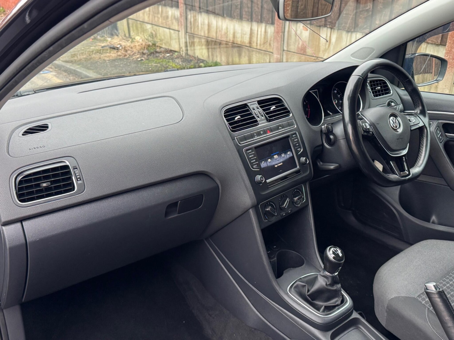 Used Volkswagen Polo 2017 for sale - 77611643: Photo 30