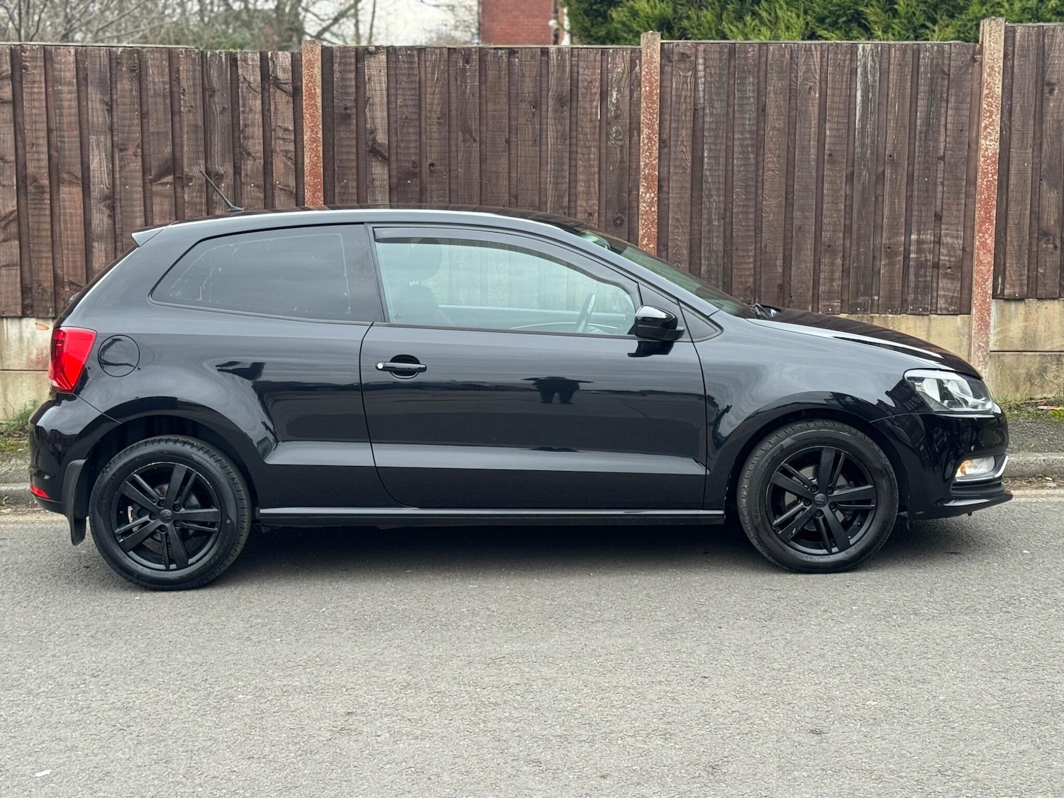 Used Volkswagen Polo 2017 for sale - 77611643: Photo 8