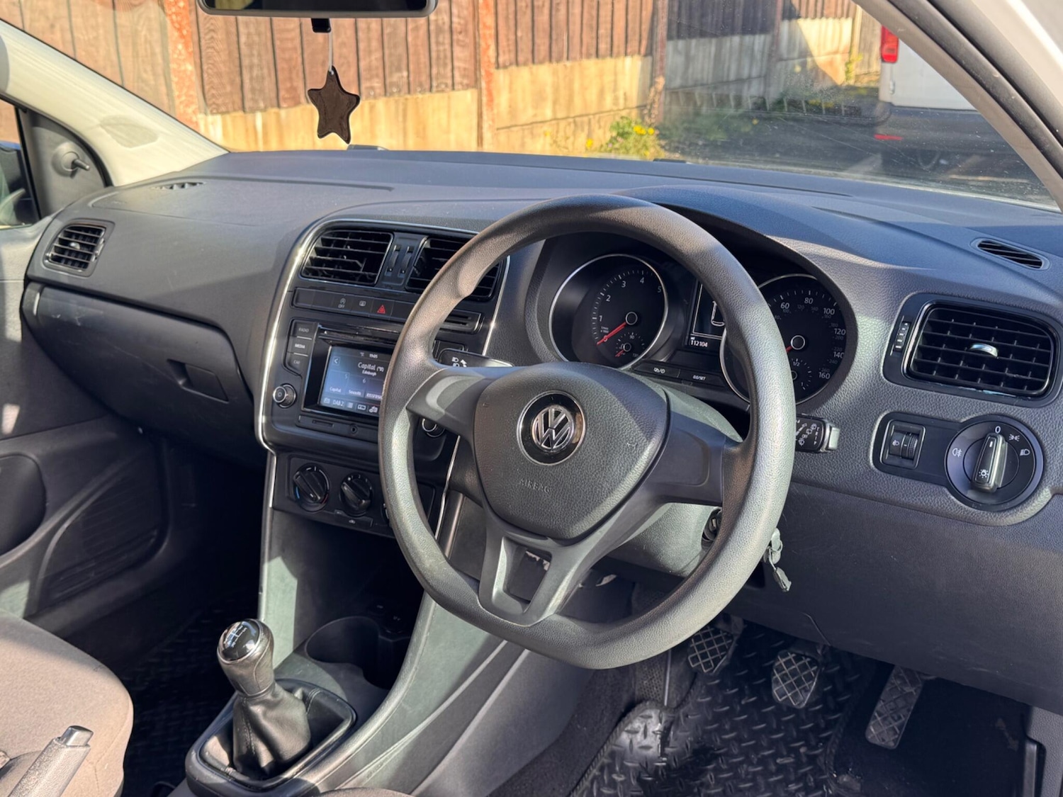 Used Volkswagen Polo 2014 for sale - 76388244: Photo 10