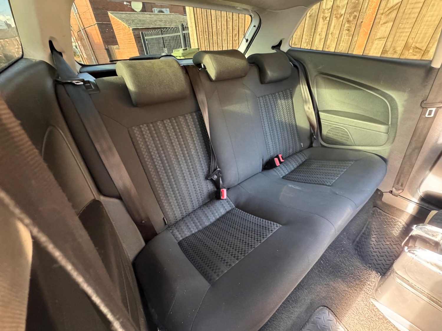 Used Volkswagen Polo 2014 for sale - 76388244: Photo 18