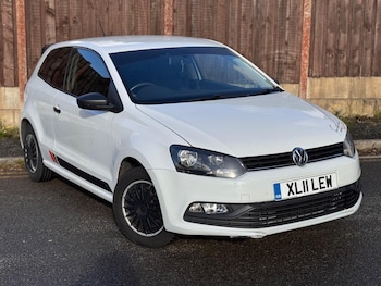 Used Volkswagen Polo 2014 for sale - 76388244: Photo