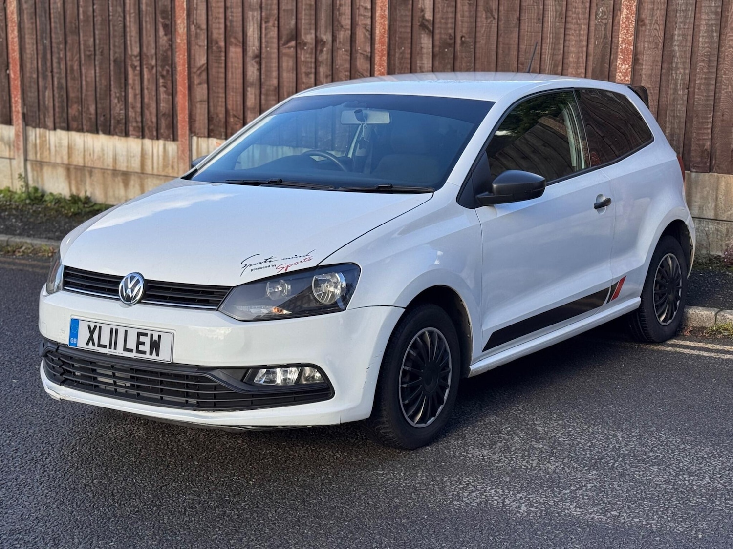 Used Volkswagen Polo 2014 for sale - 76388244: Photo 2