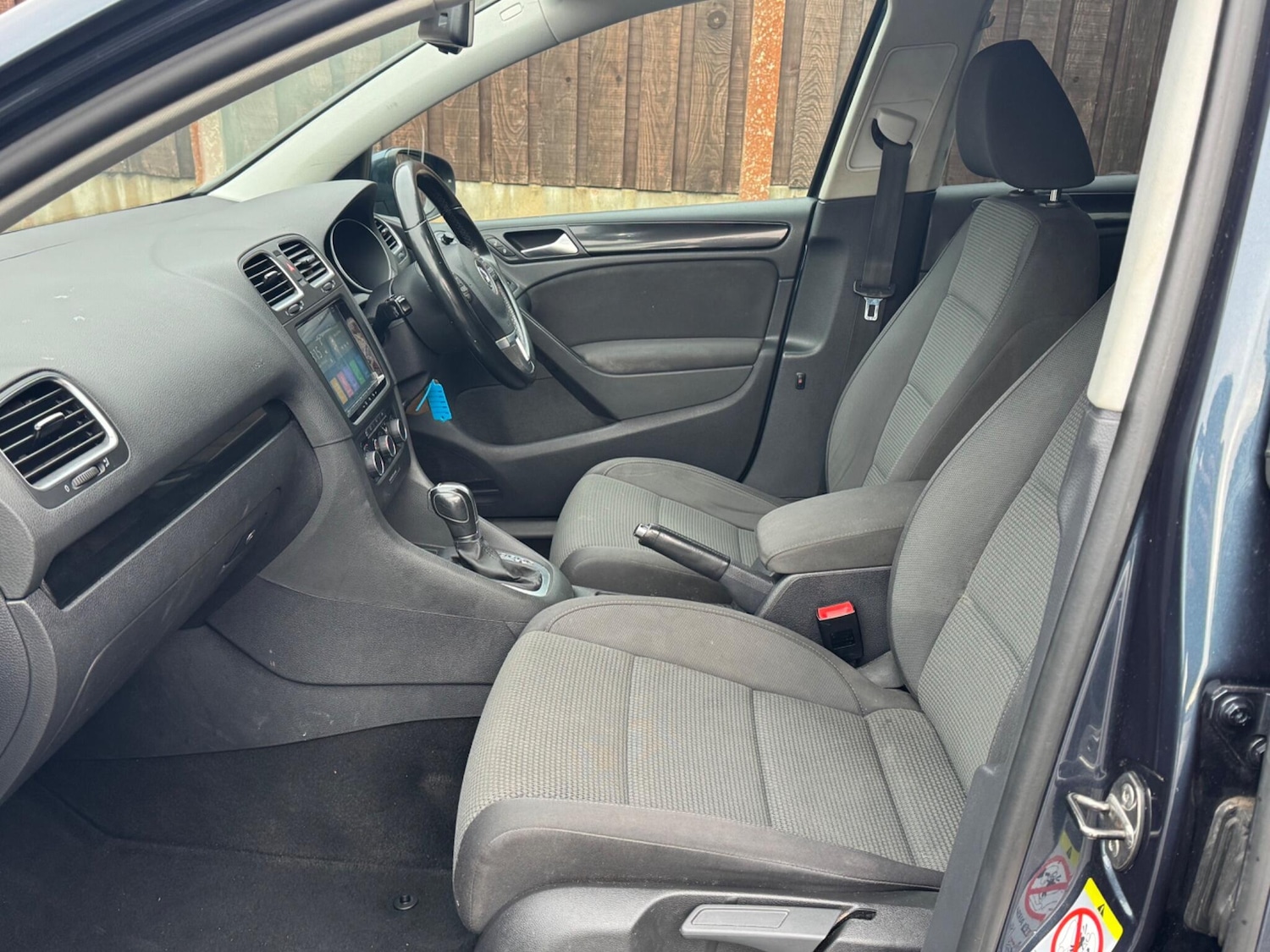 Used Volkswagen Golf 2011 for sale - 77344529: Photo 26