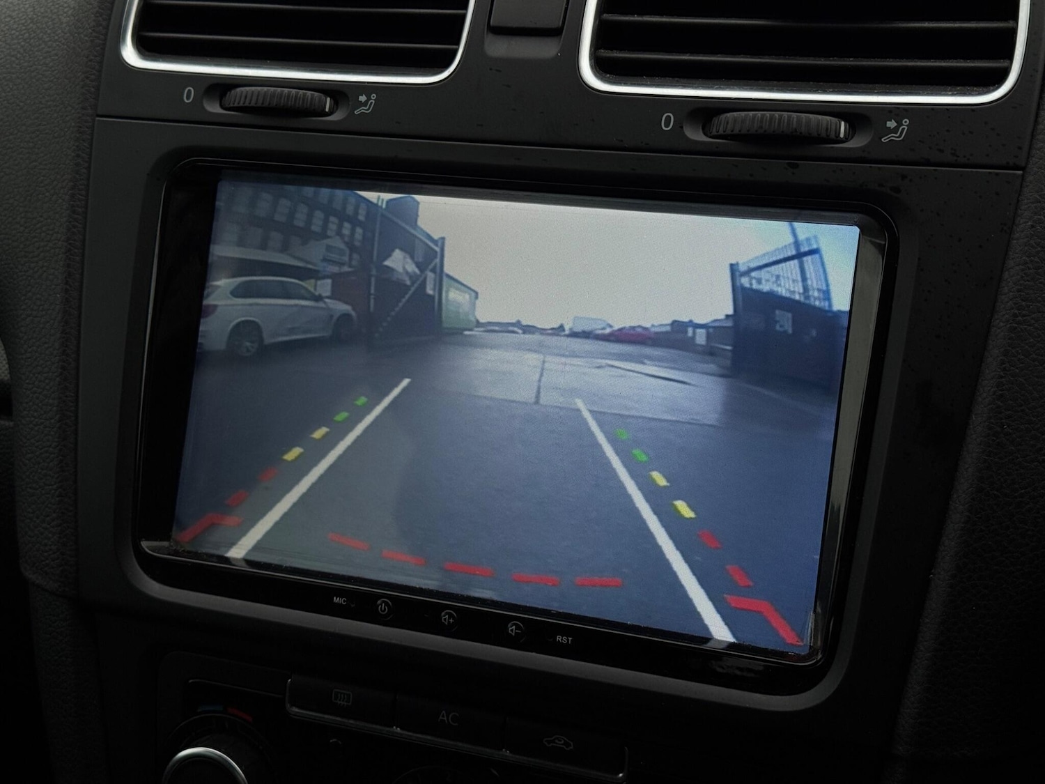 Used Volkswagen Golf 2011 for sale - 77344529: Photo 45