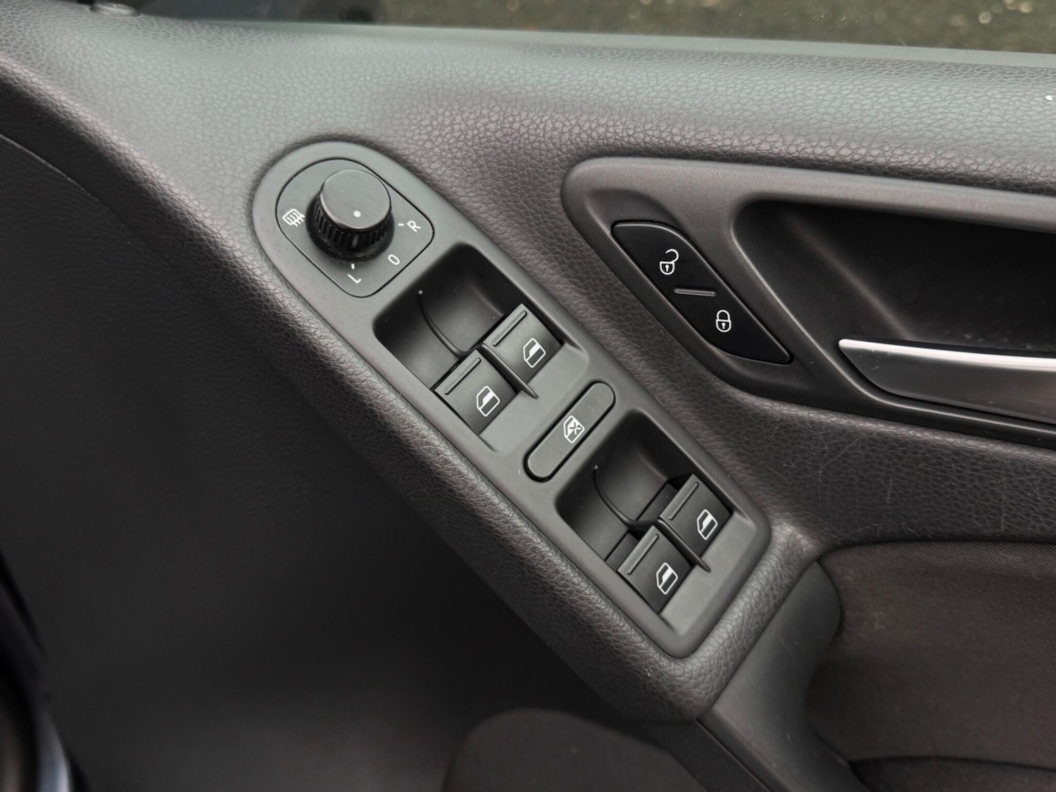 Used Volkswagen Golf 2011 for sale - 77344529: Photo 49