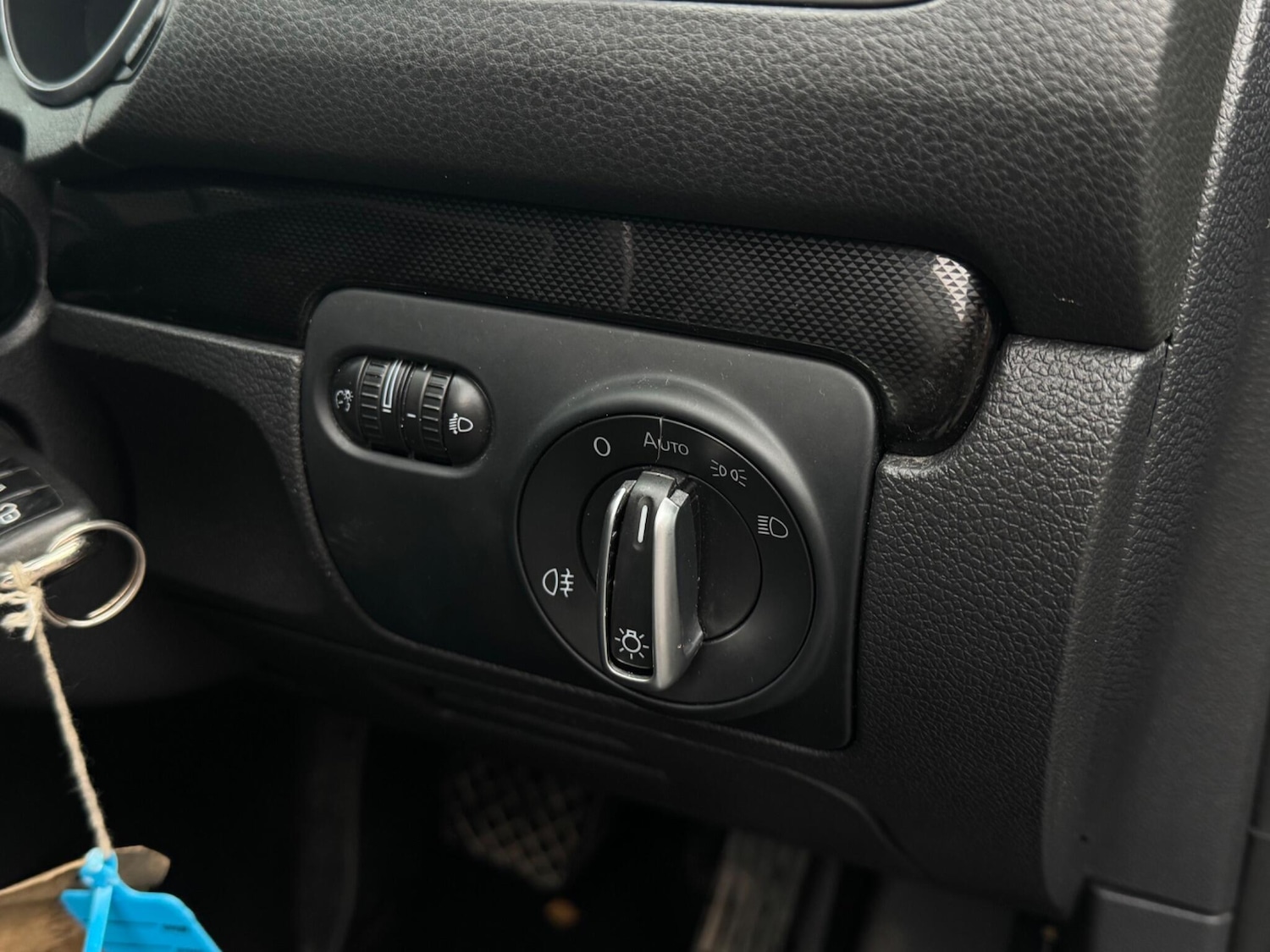 Used Volkswagen Golf 2011 for sale - 77344529: Photo 50