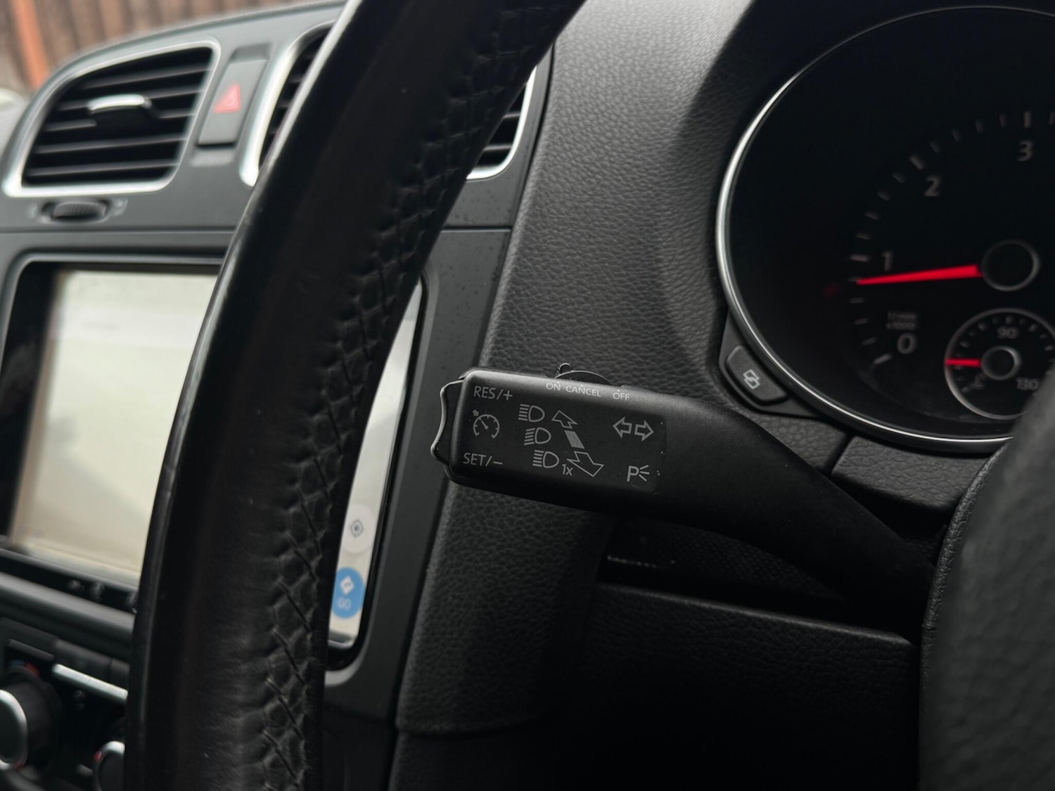 Used Volkswagen Golf 2011 for sale - 77344529: Photo 51