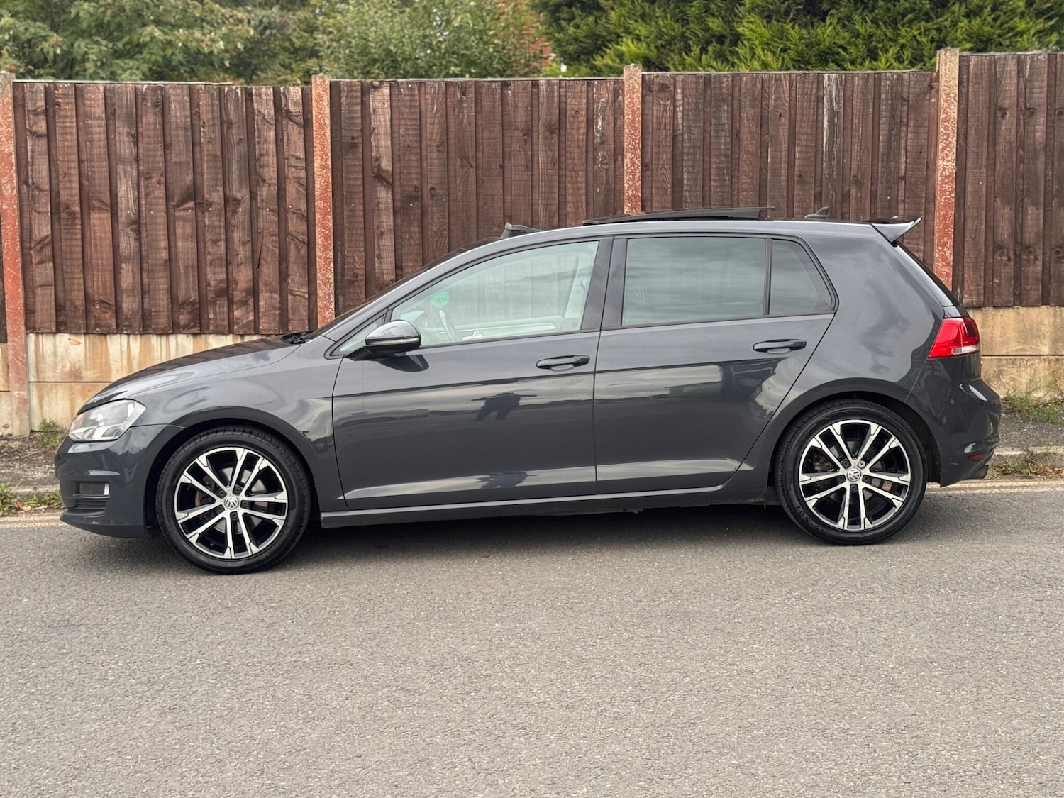 Used Volkswagen Golf for sale - 76549849: Photo 7