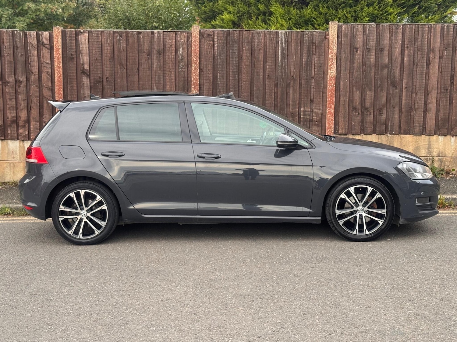 Used Volkswagen Golf for sale - 76549849: Photo 8
