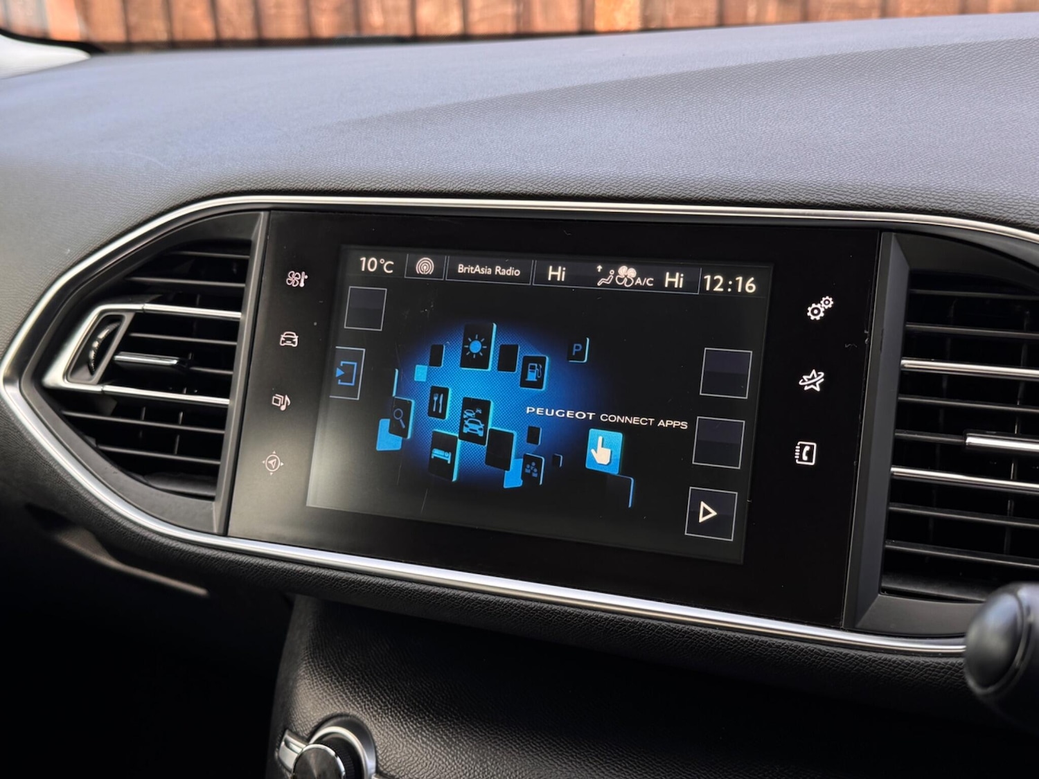 Used Peugeot 308 2015 for sale - 76360969: Photo 47