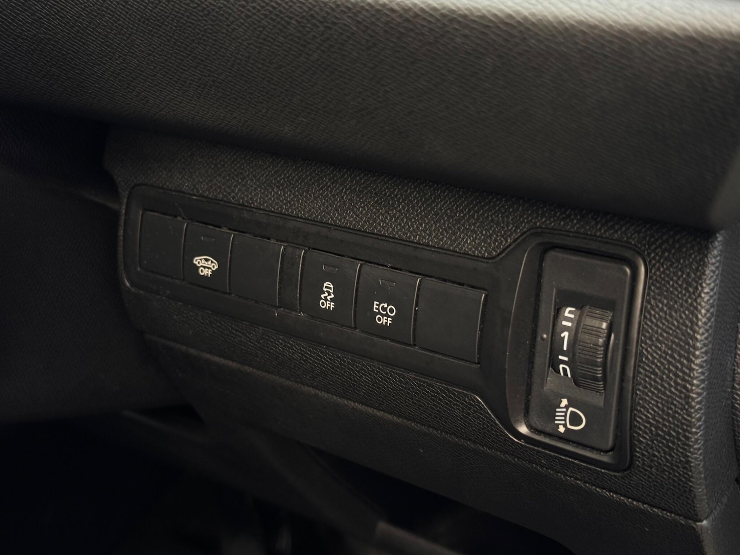 Used Peugeot 308 2015 for sale - 76360969: Photo 52