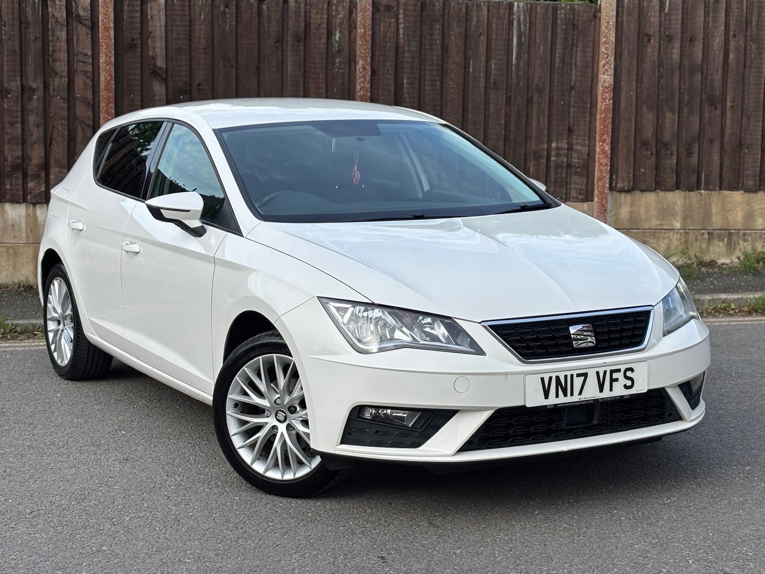 Used SEAT Leon 2017 for sale - 76988497: Photo 1