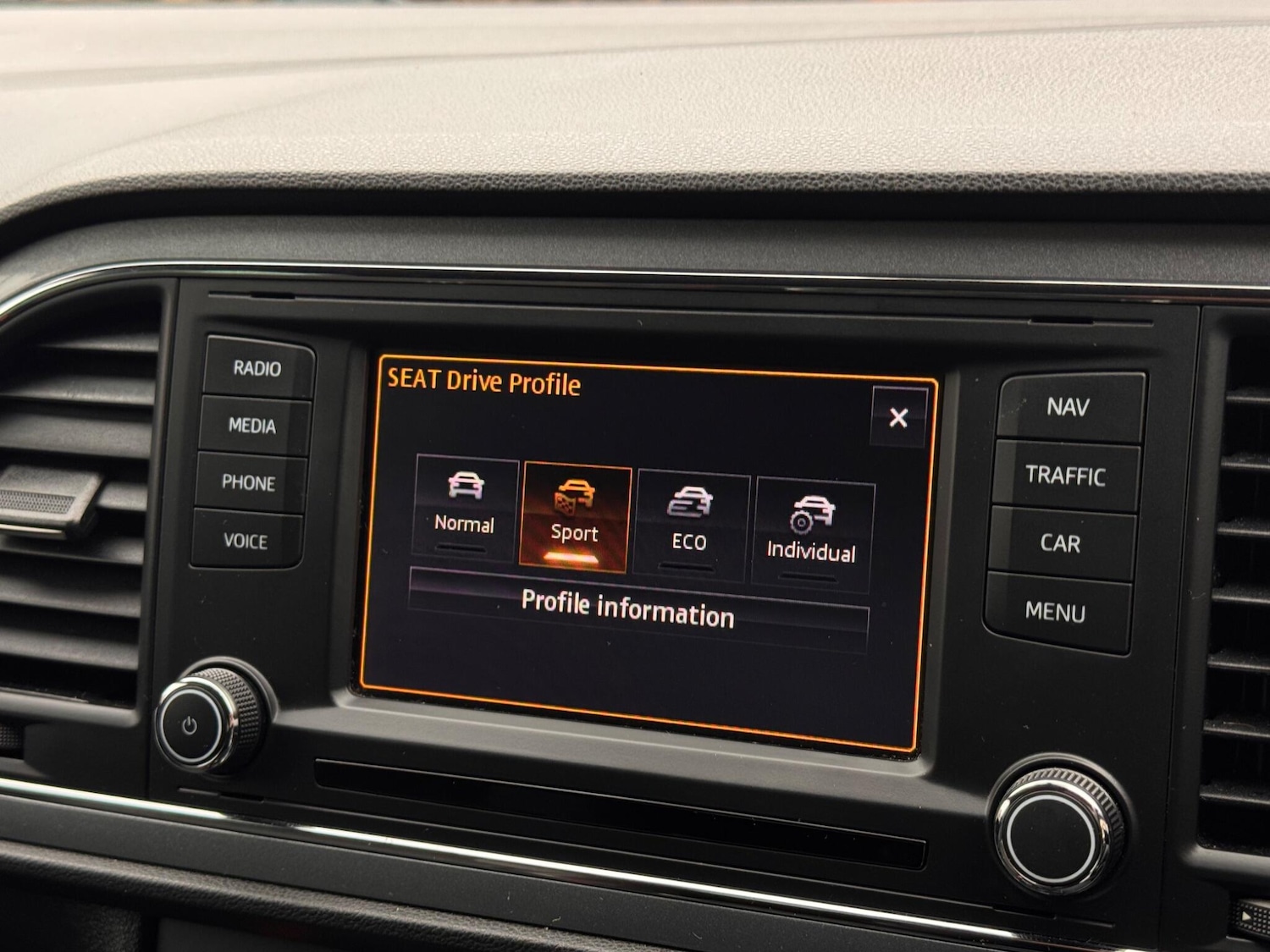 Used SEAT Leon 2014 for sale - 77143106: Photo 42