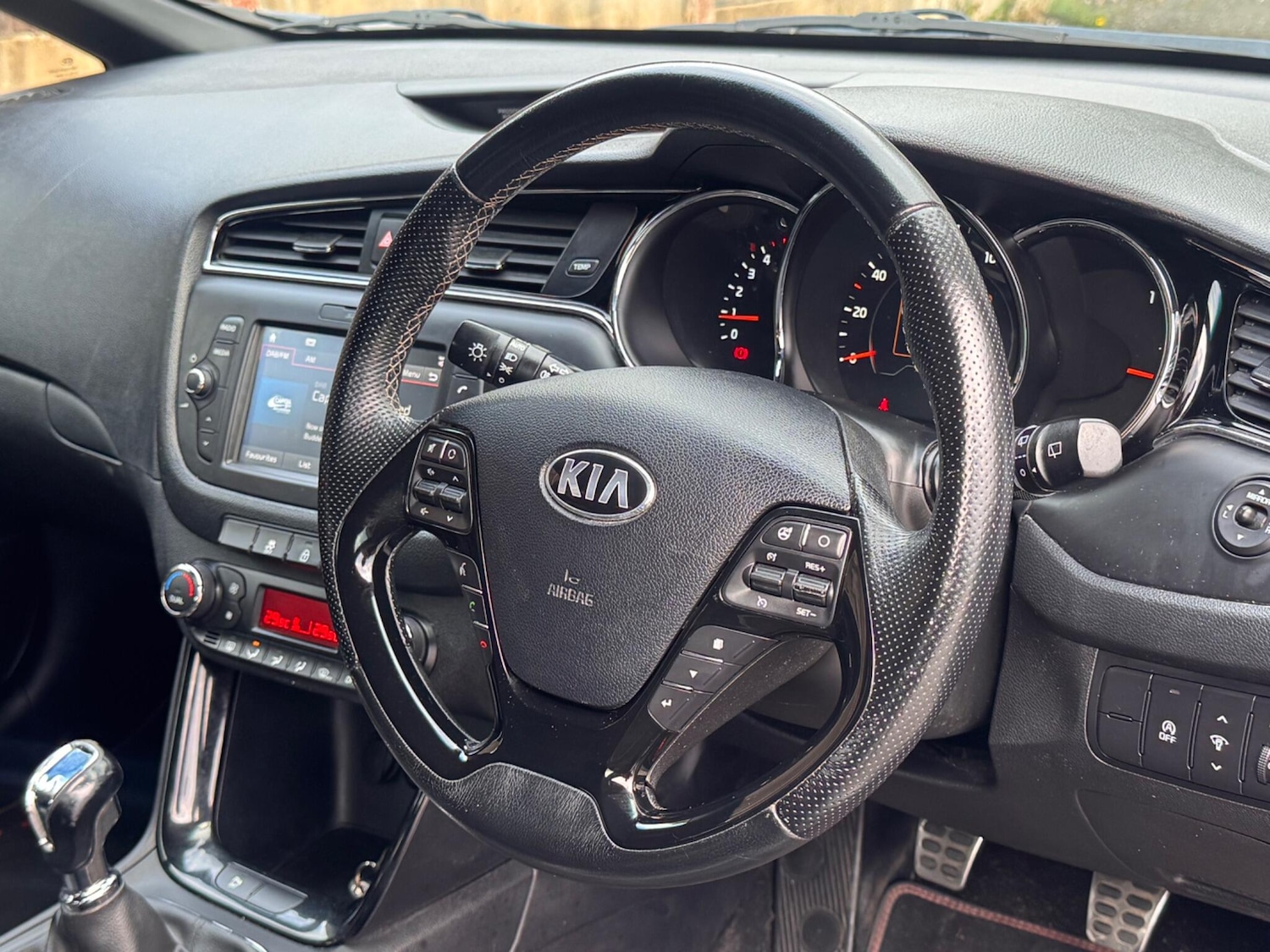 Used Kia Ceed 2018 for sale - 76992510: Photo 11