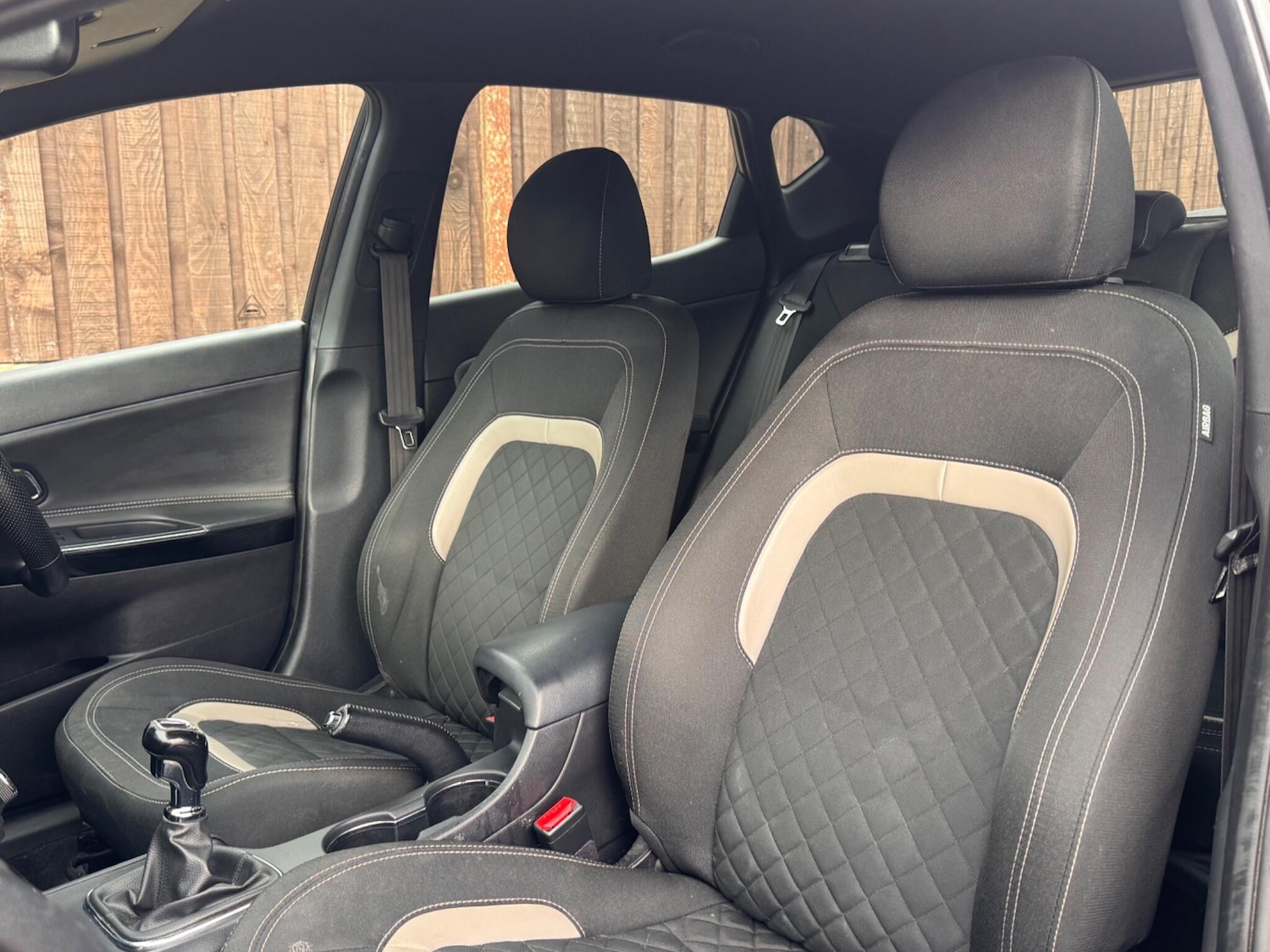 Used Kia Ceed 2018 for sale - 76992510: Photo 30