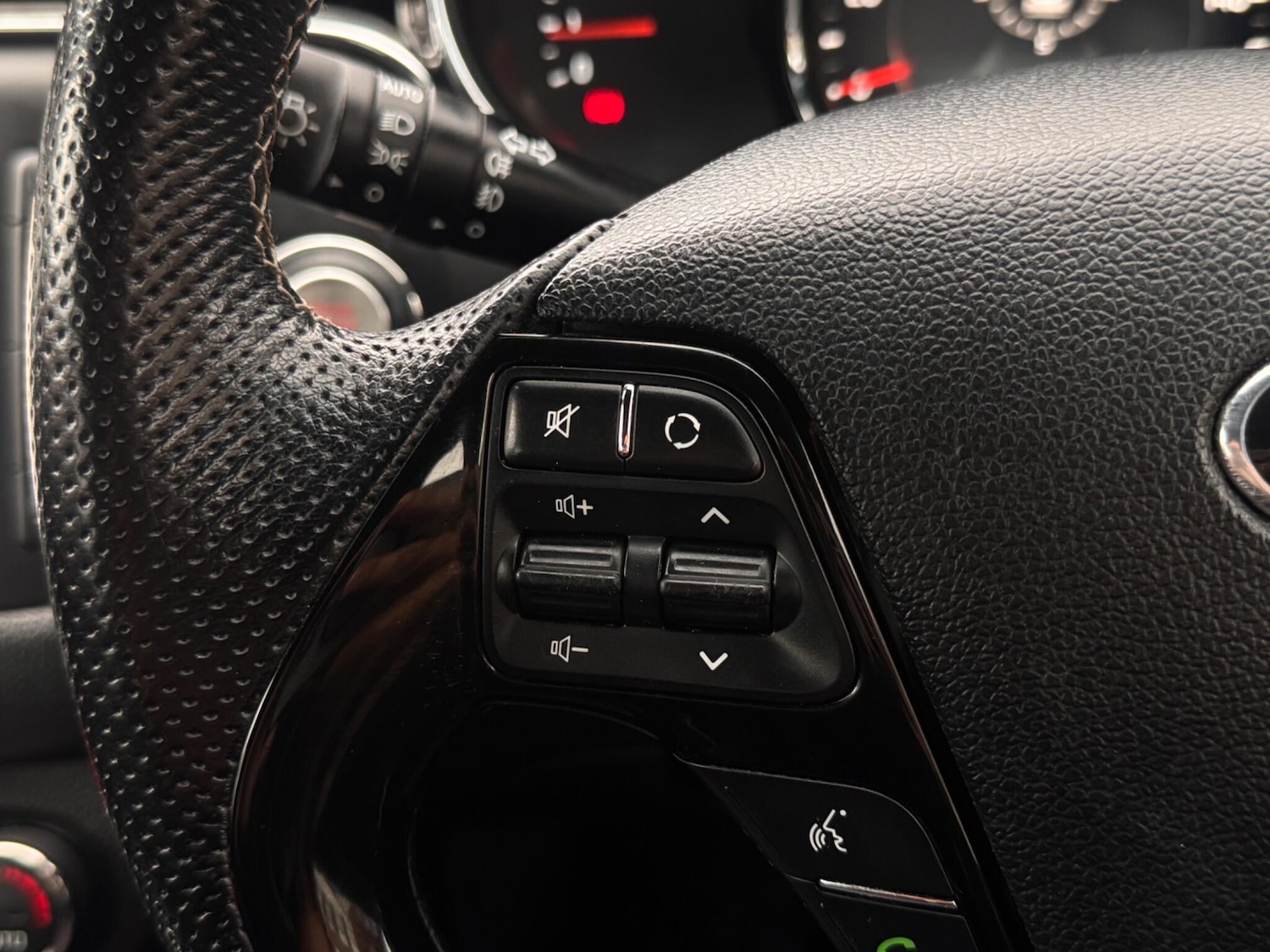 Used Kia Ceed 2018 for sale - 76992510: Photo 41