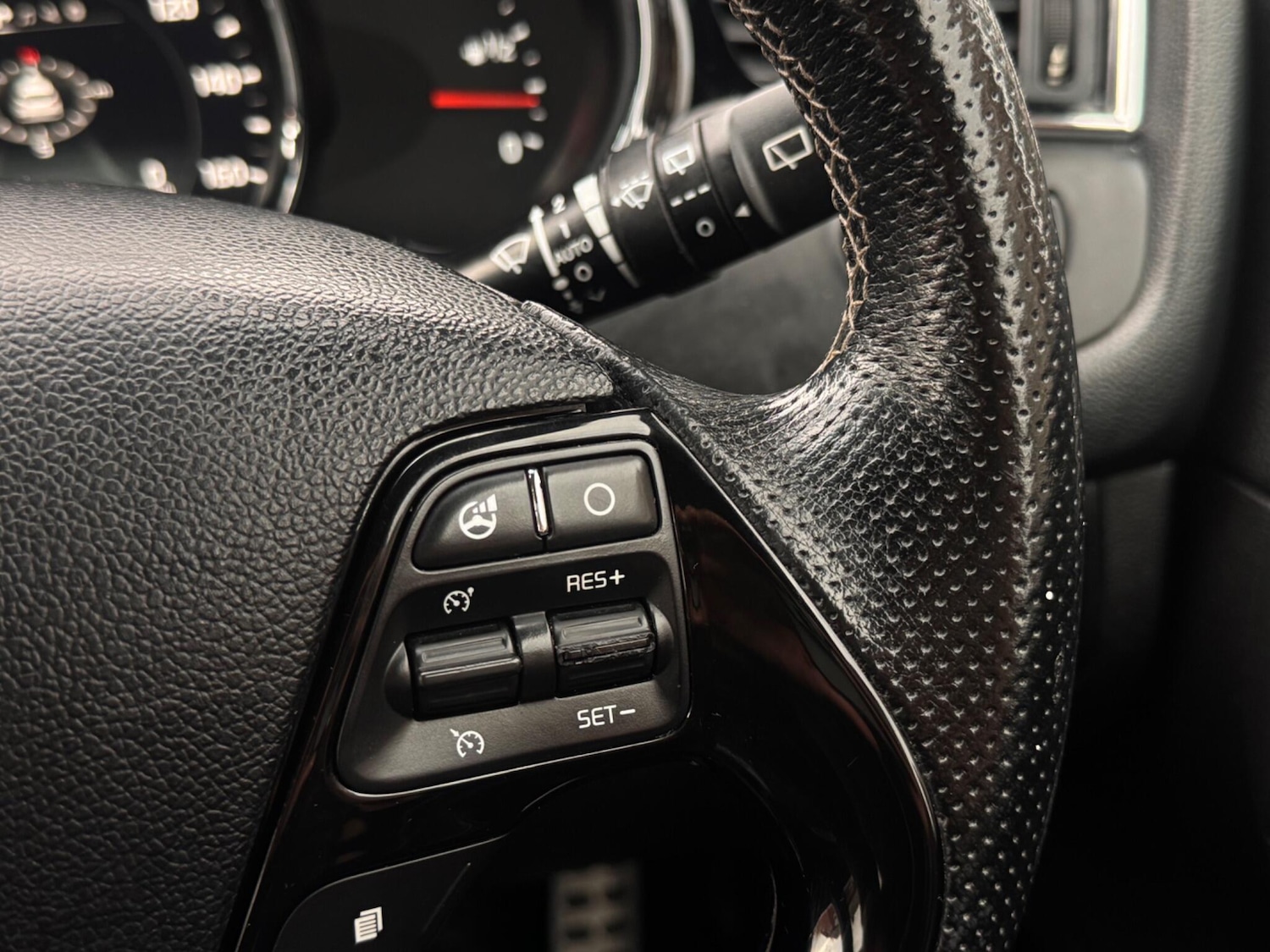 Used Kia Ceed 2018 for sale - 76992510: Photo 42