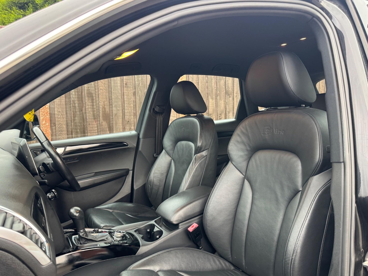 Used Audi Q5 2011 for sale - 76512805: Photo 24