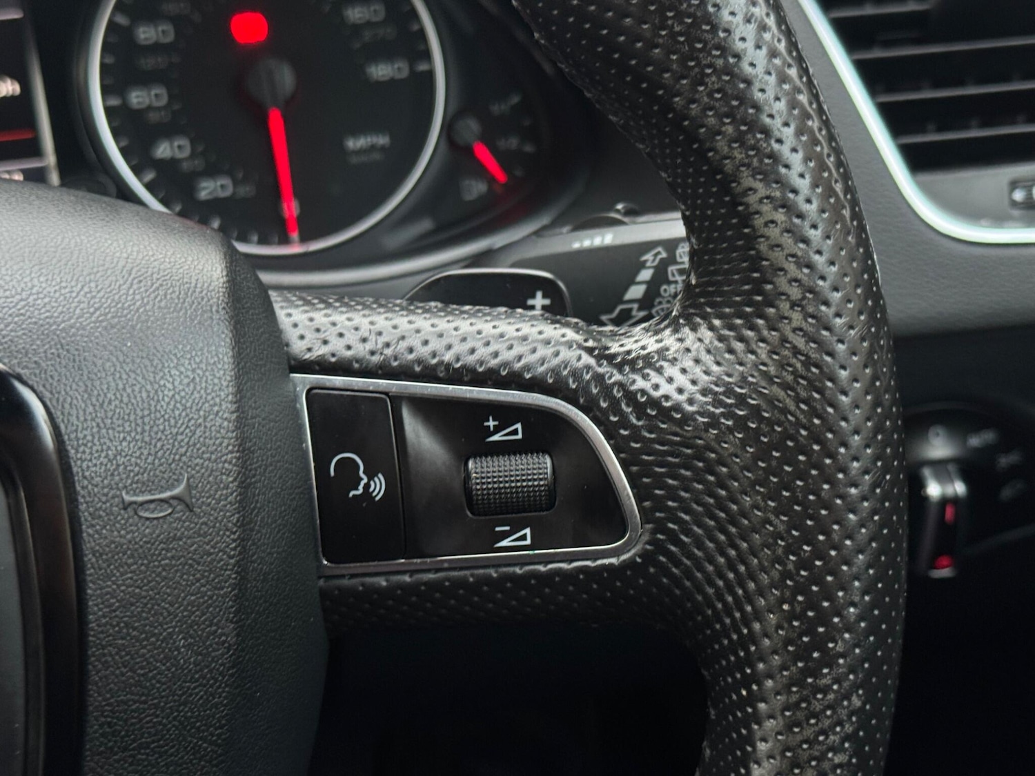 Used Audi Q5 2011 for sale - 76512805: Photo 34