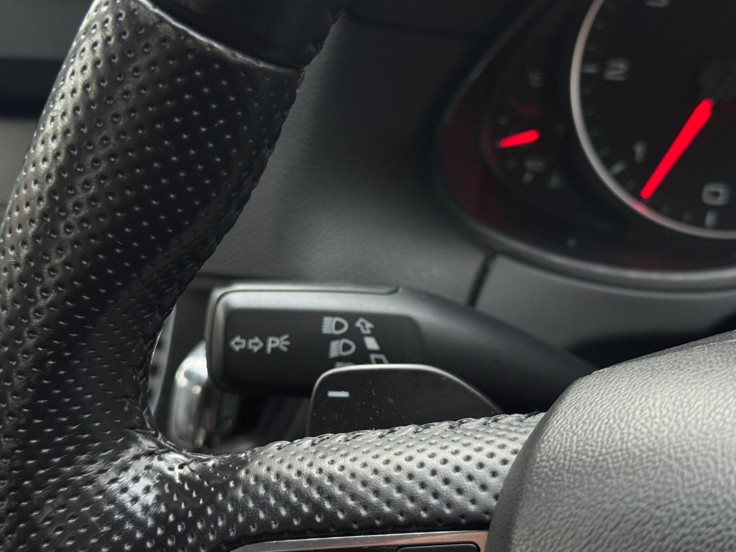 Used Audi Q5 2011 for sale - 76512805: Photo 35